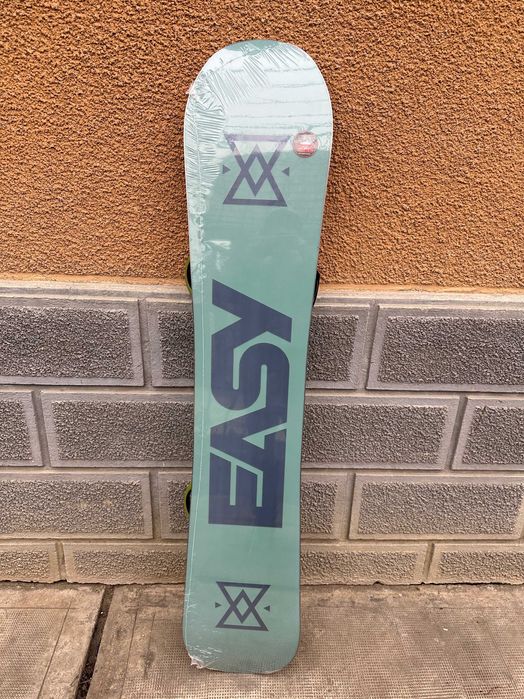 placa noua snowboard easy skull L156cm