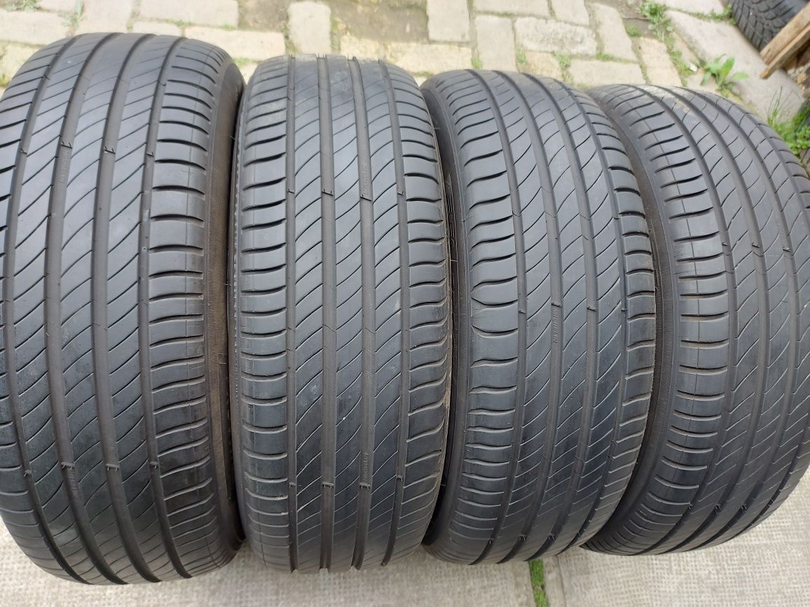 Set 4buc 215/60 R17 96V Michelin Primacy4 vară