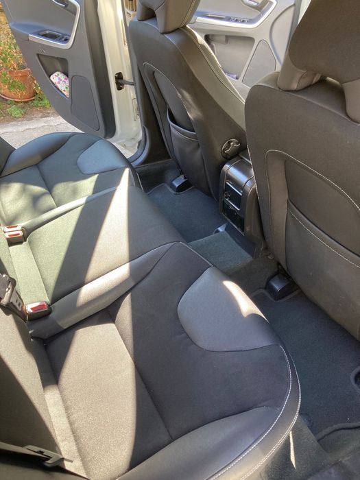 Vand volvoxc60 2.4 D personala