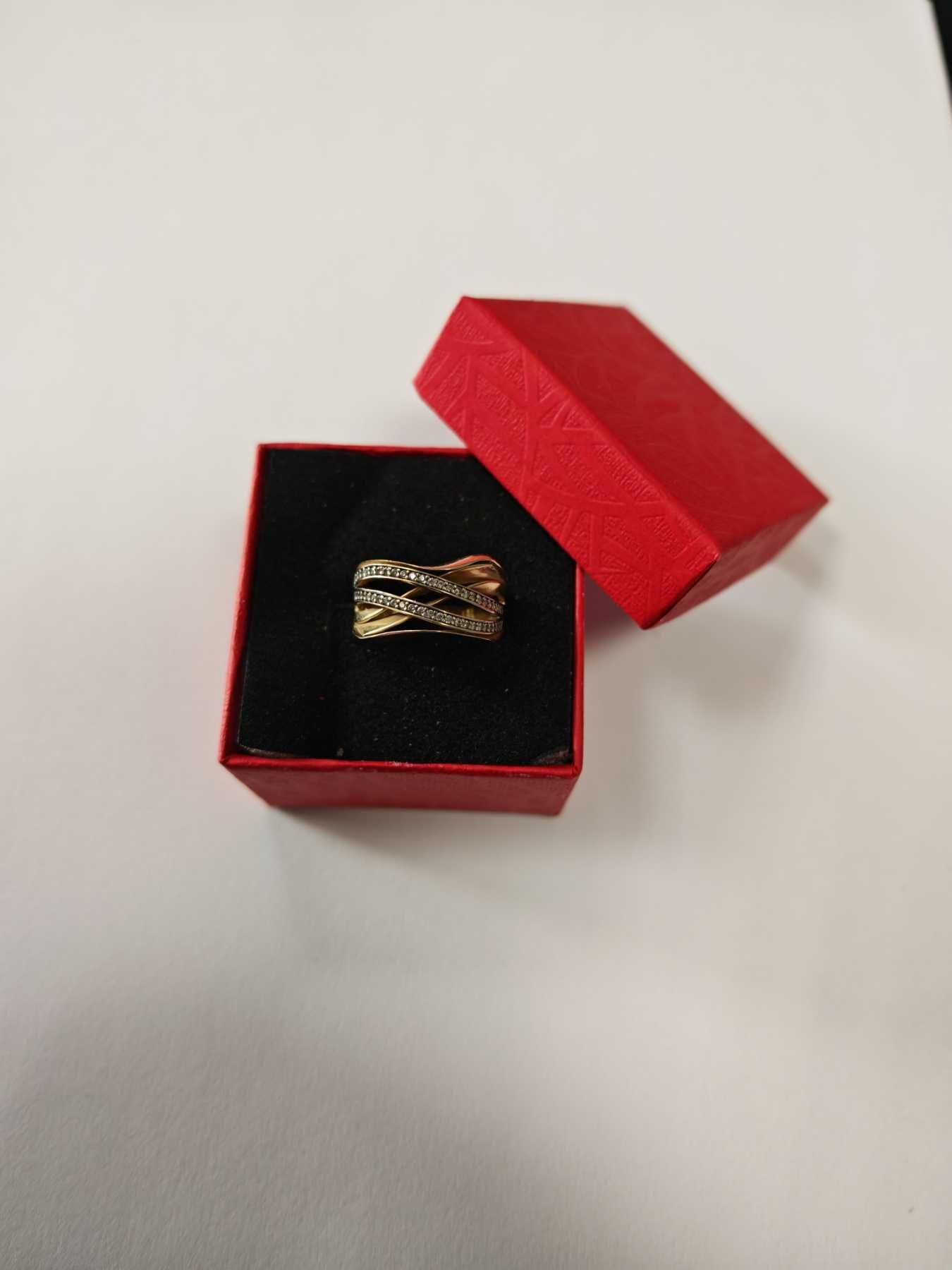 ***Много красив златен пръстен 3.89гр. 14К***
