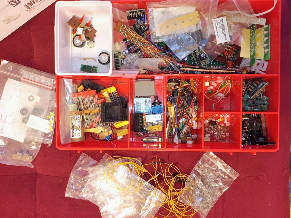 Componentele dlectronice trenulet electrice