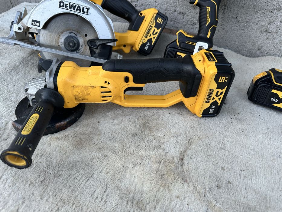 Set dewalt 4 scule 18v