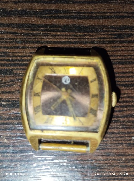 Часы наручные "Луч" позолоченые