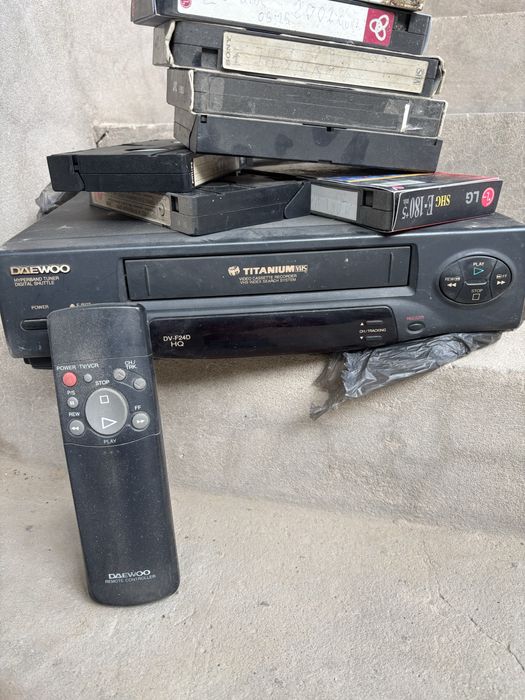 Видеомагнитафон дево (DAEWOO)