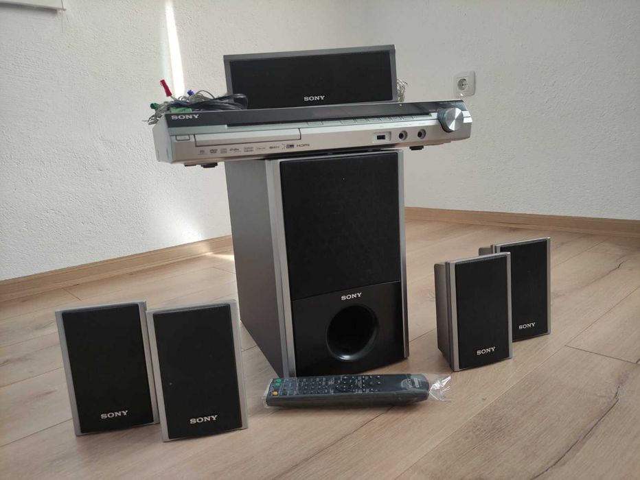 система за домашно кино SONY DAV-DZ30