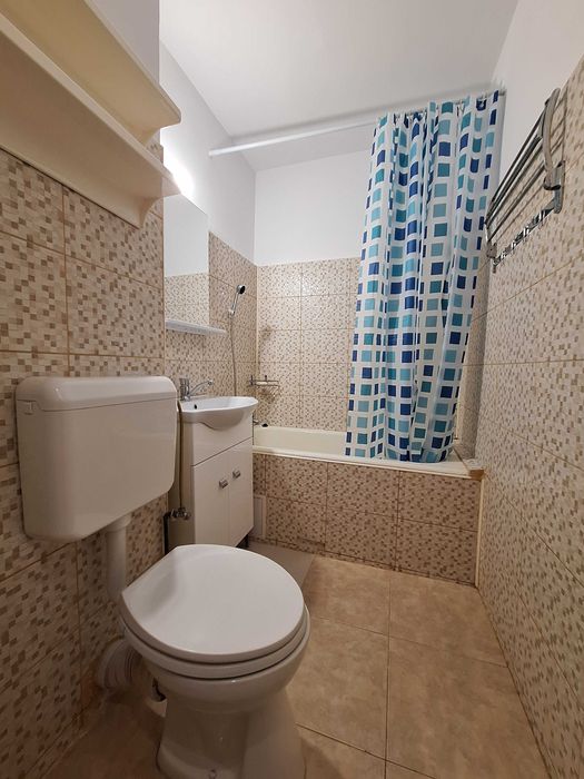 Garsoniera Titan - Metrou