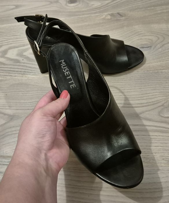 Sandale Musette marimea 39 piele naturala