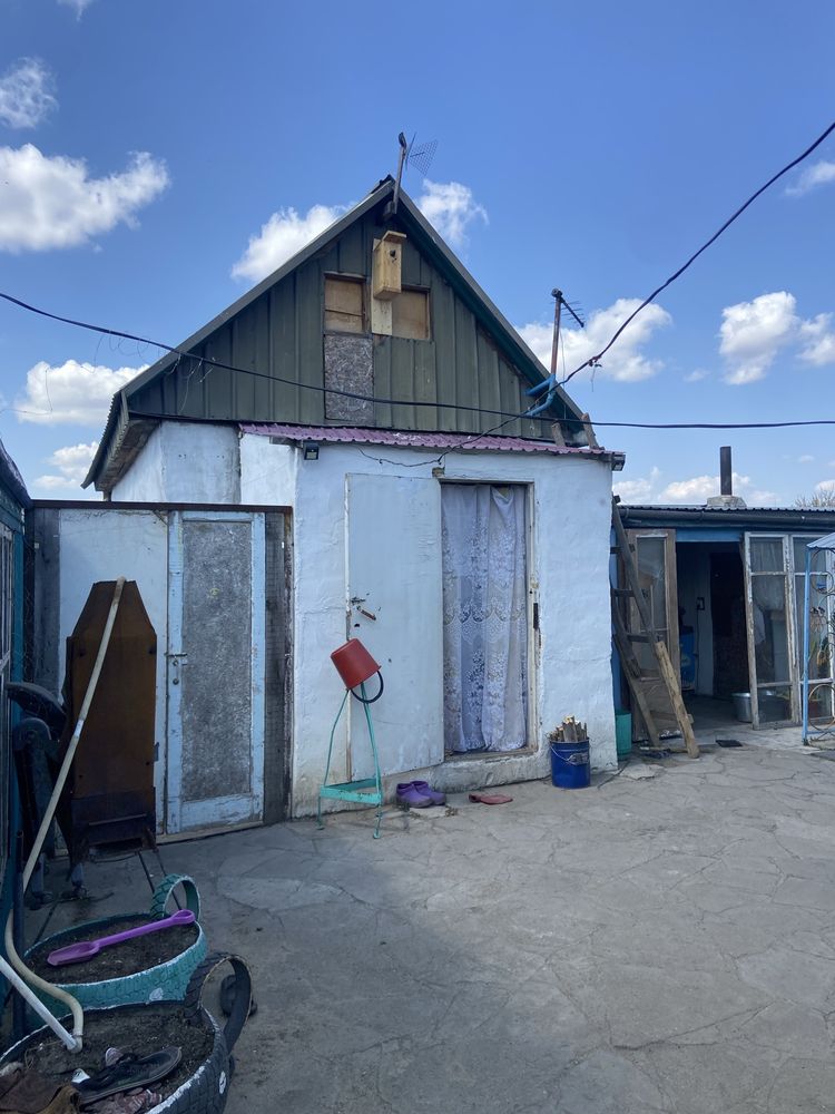 Продом дом в пригороди