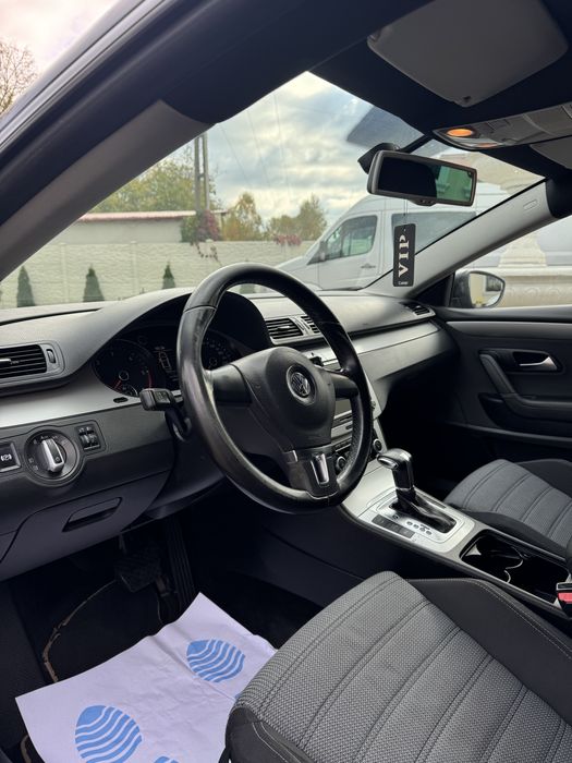 Passat CC / VOLKSWAGEN /2009/ DSG/