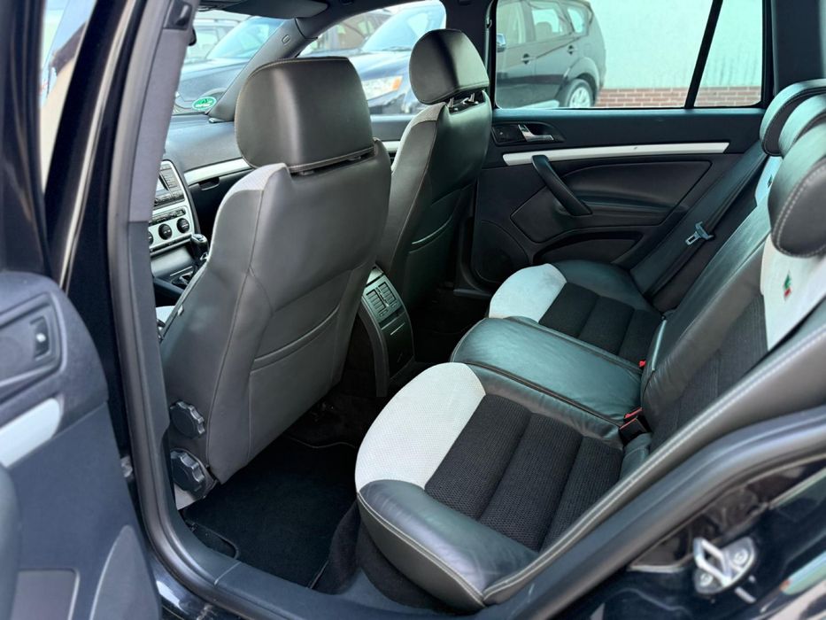 Skoda Octavia VRS 2.0 tdi  12 luni de garantie rate doar cu buletinul