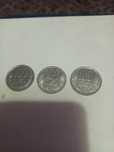 De vanzare moneda de 100