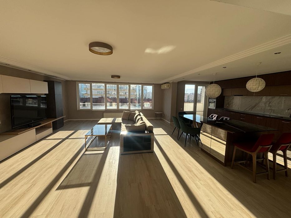 Дава се под наем Тристаен апартамент в София, Манастирски ливади - 120 кв.м за 900 € - Снимка #3