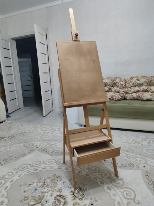 Мольберт деревянный