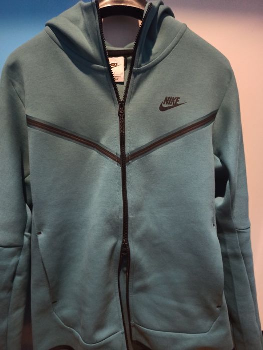 Nike tech fleece albastru