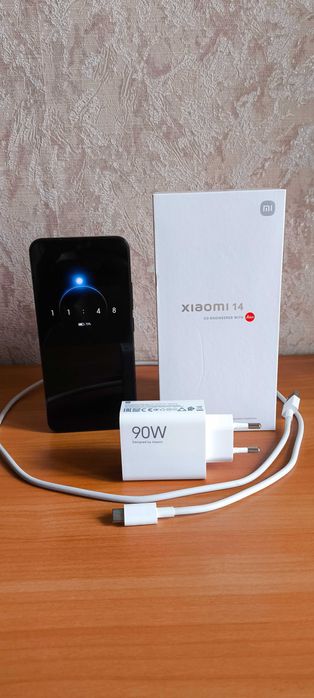 Xiaomi 14 12/256 global