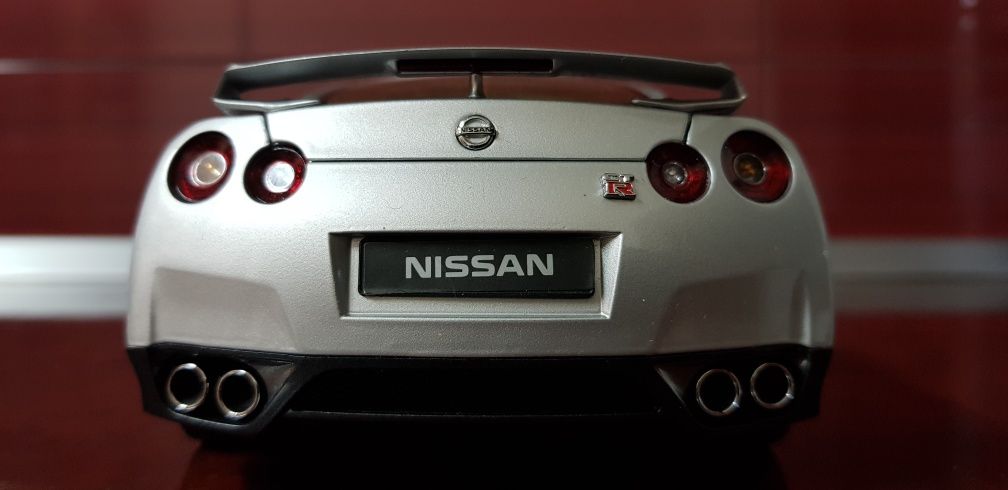 Macheta Nissan GT-R R35 - scara 1:18 Kyosho