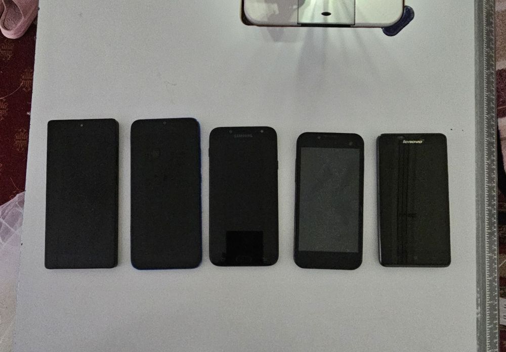 Продаётся телефоны на запчасти