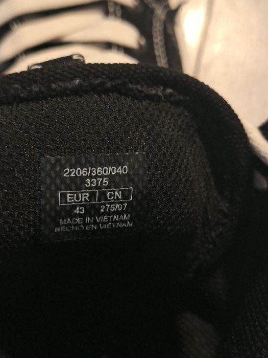 Adidasi gheata tenes Bershka marime 43