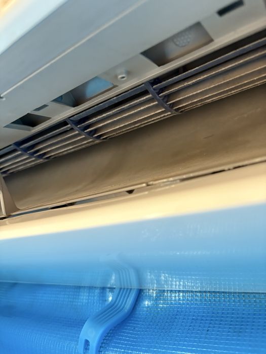 Curatare profesionala Aer Conditionat