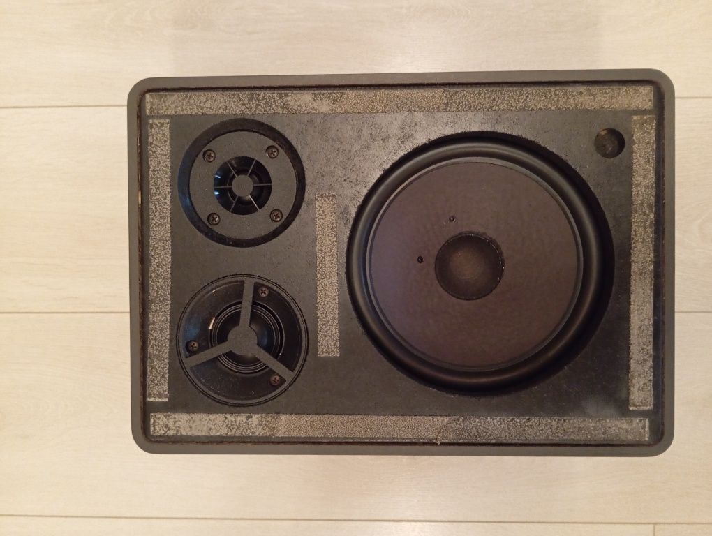 Boxe Saba 40khz ultra hifi in stare excelentă