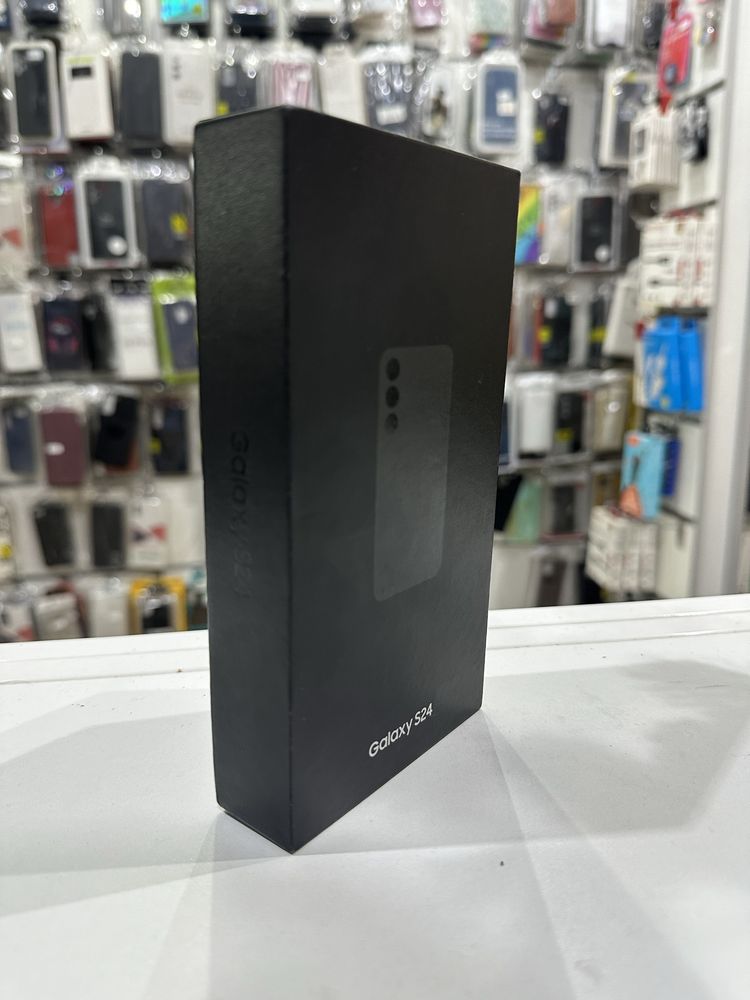 ISellStore Valcea vinde:  Samsung Galaxy S24 -Black- Sigilat