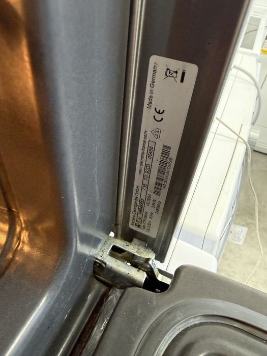 Комбинирана вградена микровълнова фурна Siemens