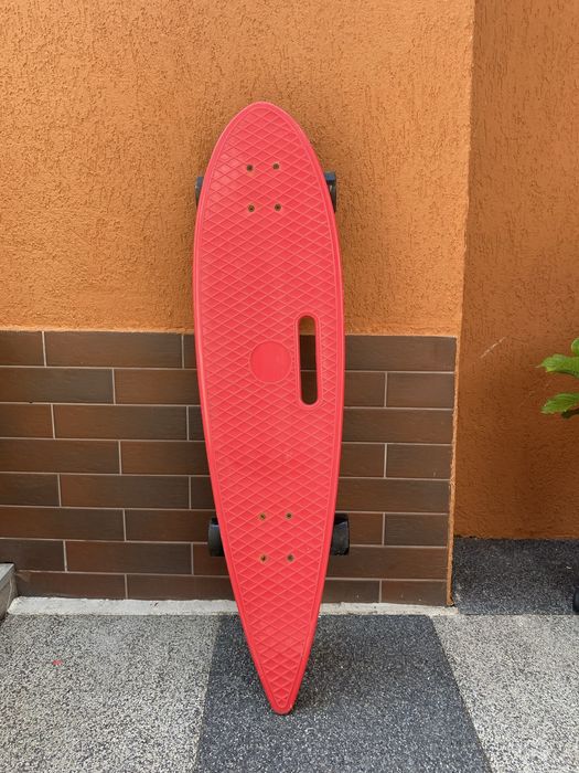 Penny board rosu