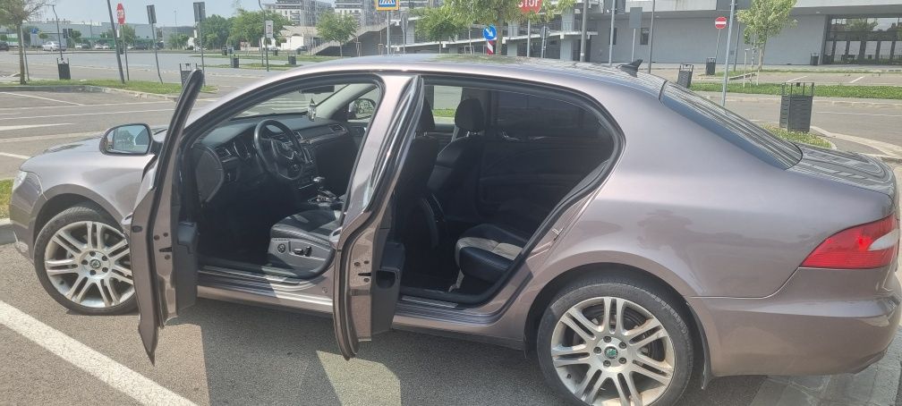 Vand Skoda Superb 2 2.0