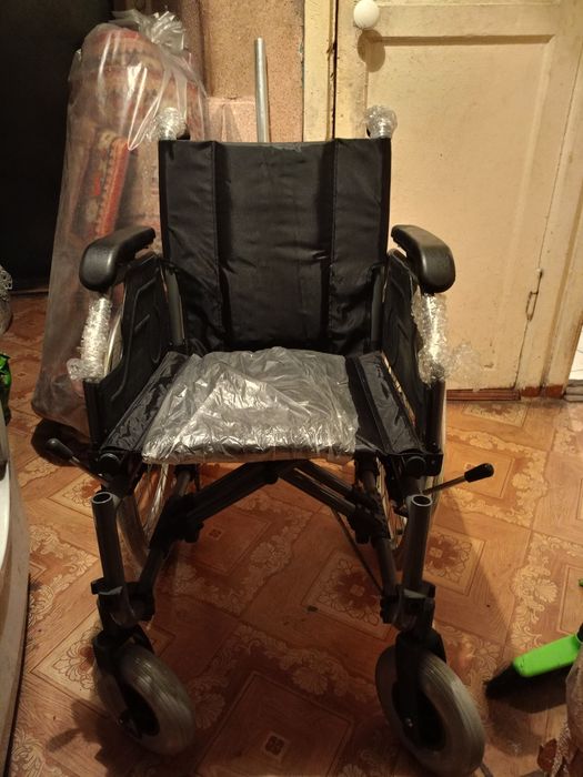 Инвалидная коляска