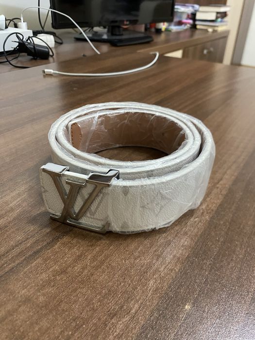 Curea Louiss Vuitton LV