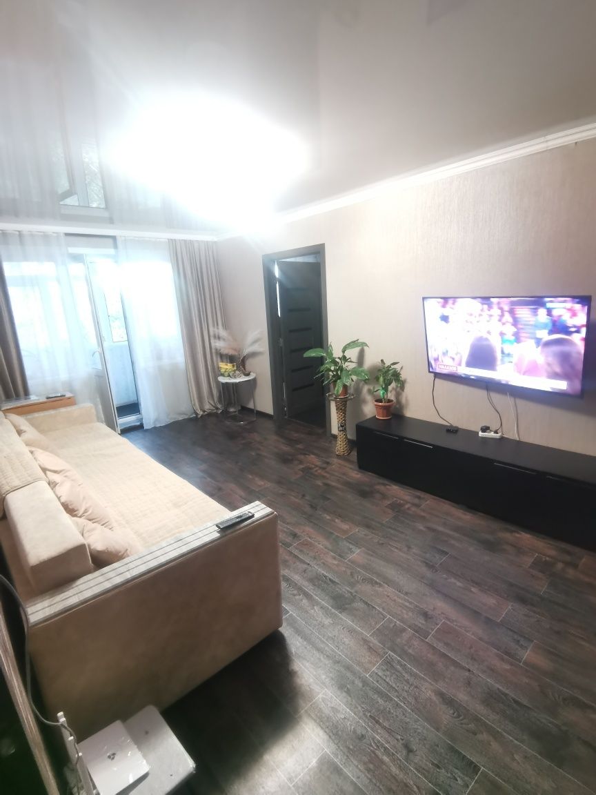Продаётся 3-х ком кв-ра. 12 мкр дом 37