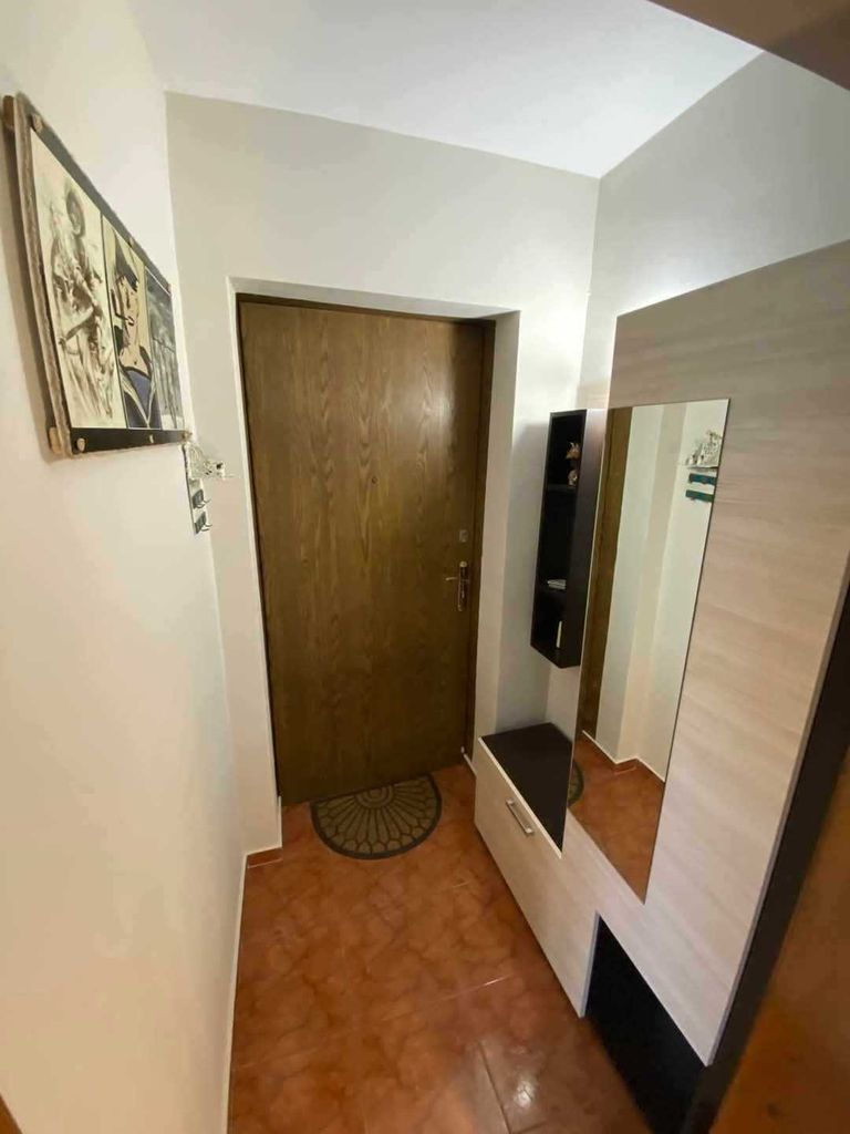 Дава се под наем Многостаен апартамент в Бургас, Лазур - 100 кв.м за 561 € - Снимка #4