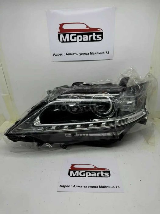 Фара б/у оригинал правая и левая от Lexus RX-350