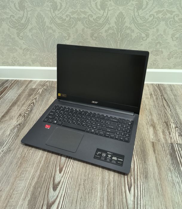 Новый мощный ноутбук Acer/AMD Athlon Silver 3050/SSD/Full HD/Renegade.