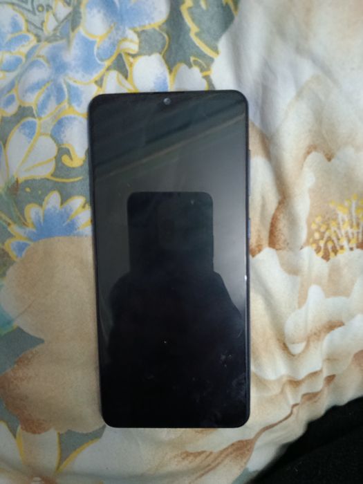 Samsung  Galaxy A31.  64/4 ram