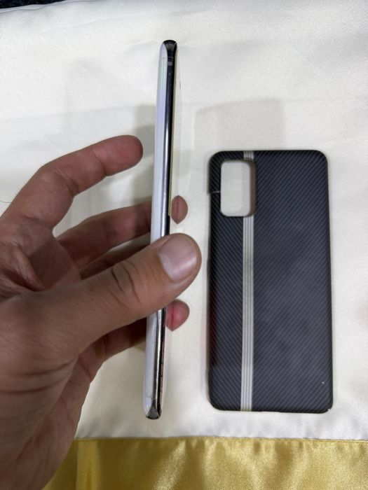 samsung s20+ pamit 256g holati yahwi faqat  oqip tel qlila