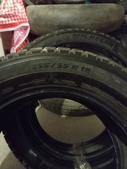 Cauciucuri Michelin mixte 235 60 r 18 și 255 55 r 18