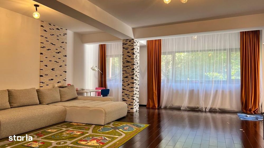 4 camere cu garaj padure Baneasa