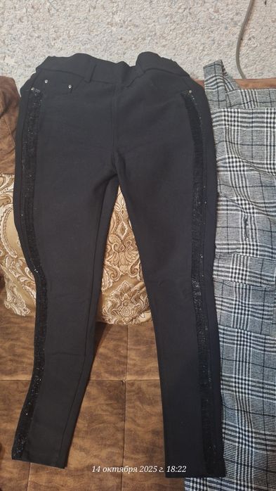 Продам кофту брюки сарафан