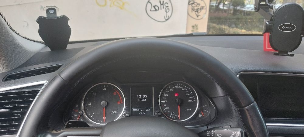 Audi Q5 4x4 quattro impecabil vând sau schimb