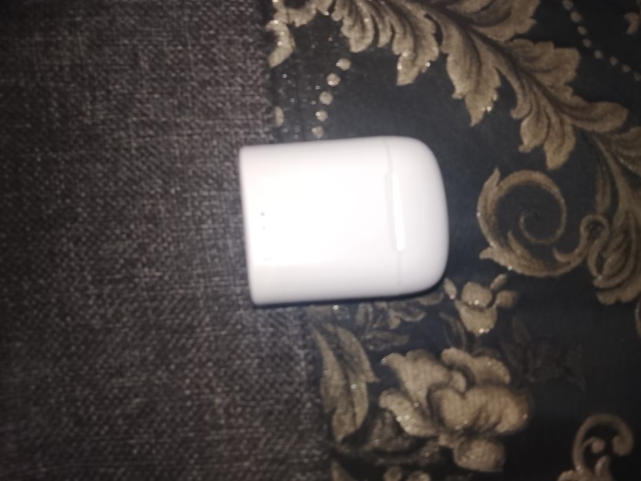 Продам наушники i7mini за 2000 в хорошем состоянии и качестве