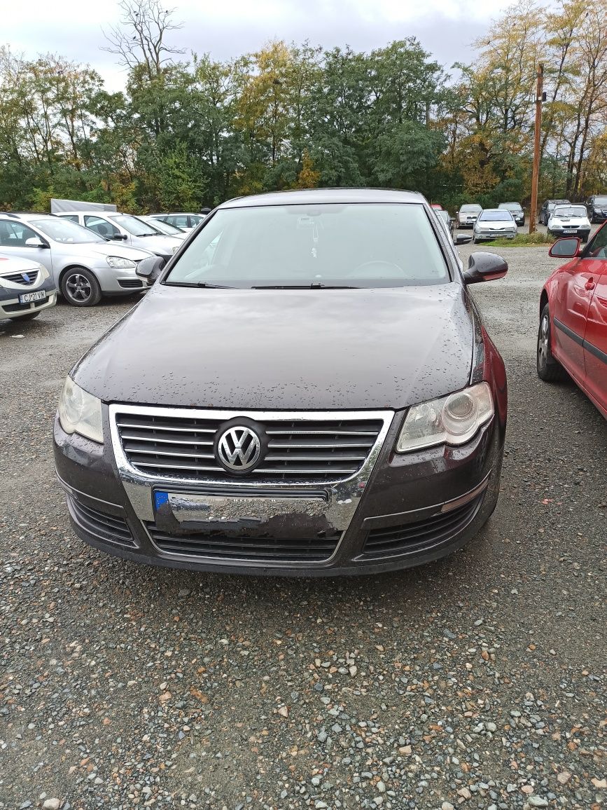 Vând Volkswagen Passat B6 1.9 tdi 105cp bkc