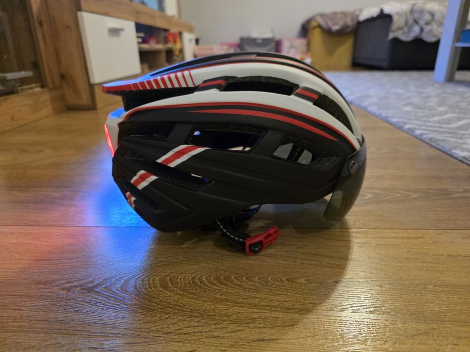 Каски за колоездене/триатлон