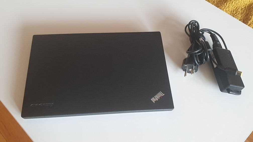 Lenovo X250 лаптоп, i7, 8GB ram, SSD