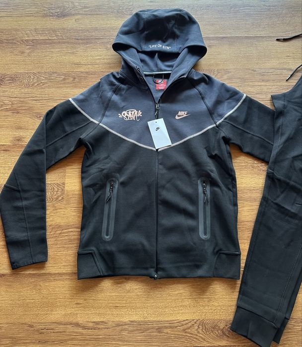 Мъжки,памучен,черен екип Nike SYNAH