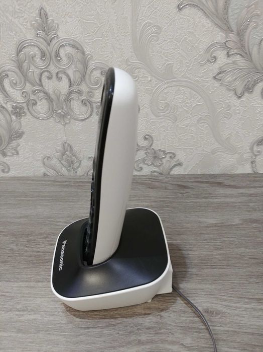 радиотелефон Panasonic kx-tg1611