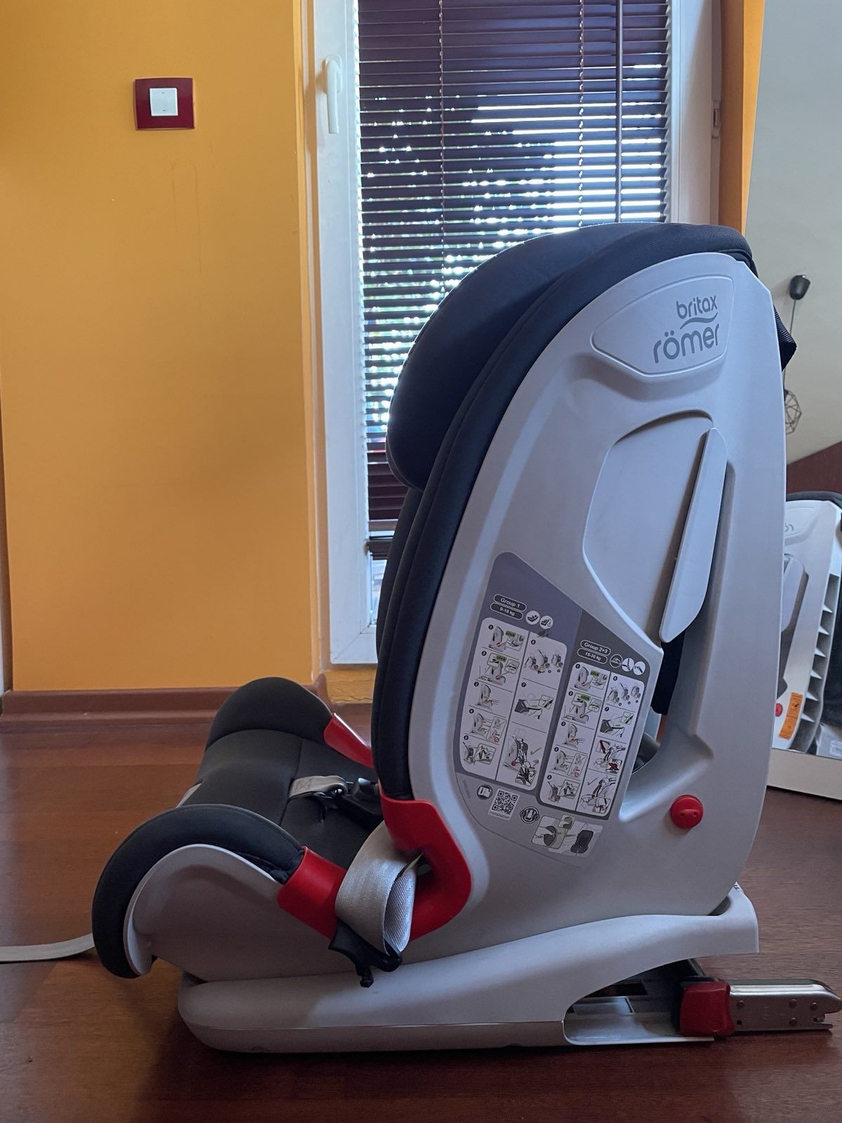 Britax Столче за кола Römer ADVANSAFIX III SICT