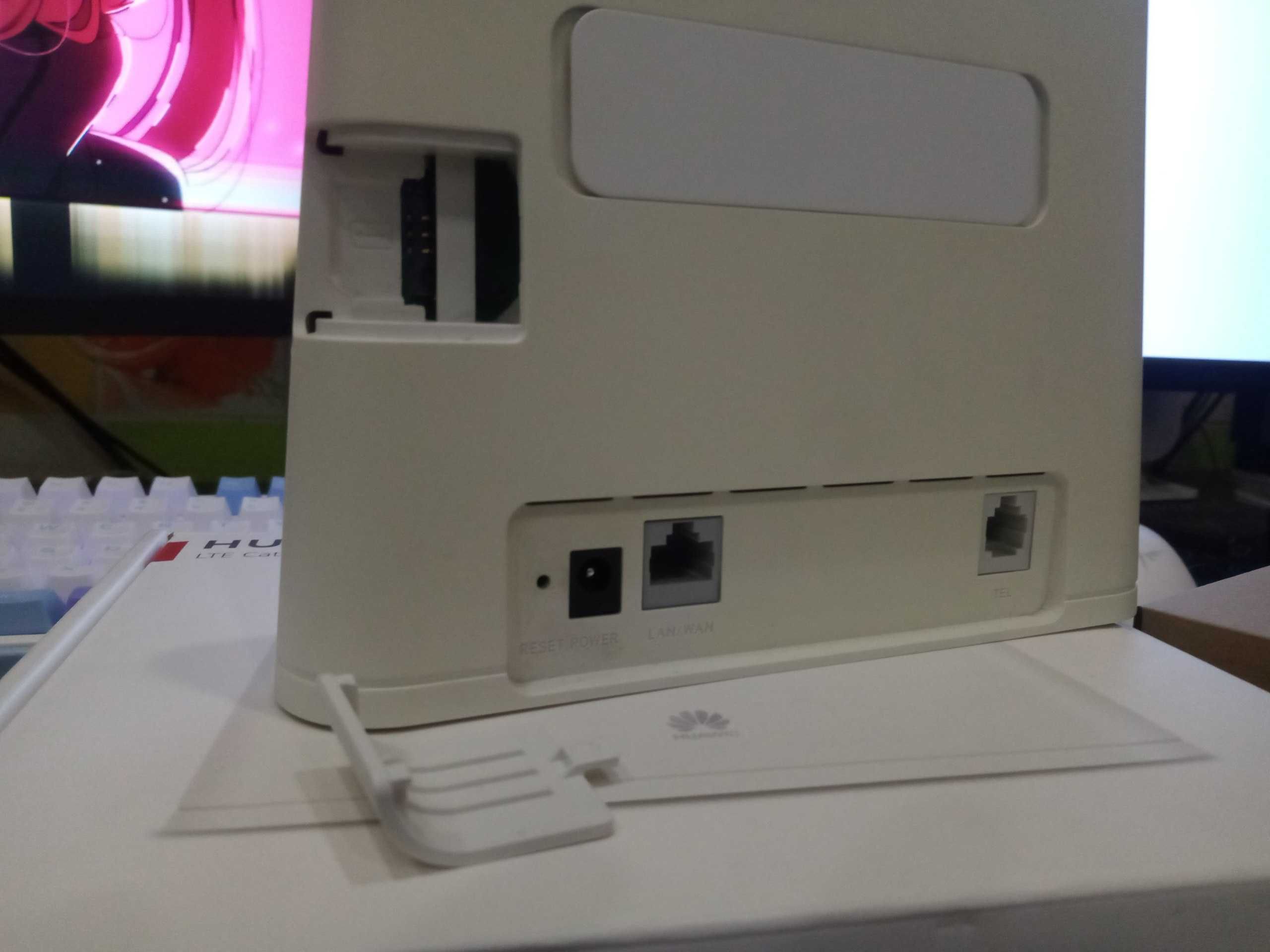 HUAWEI 4G Router 2 (Модель: B311-221)