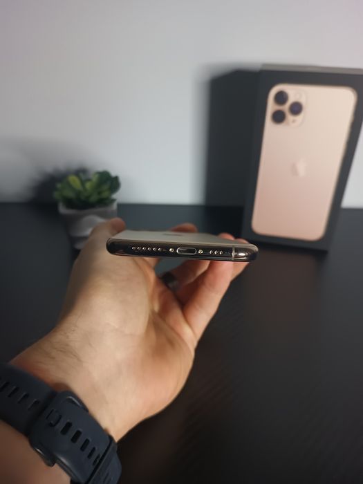 iPhone 11 Pro, Gold - Ca Nou!