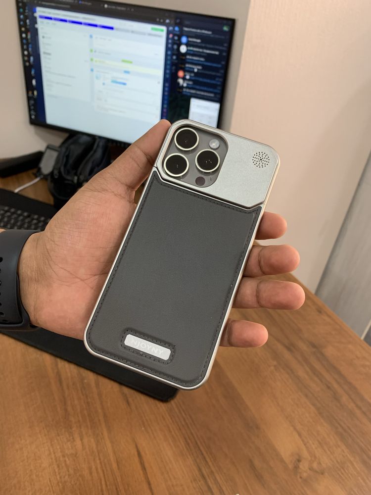 Iphone 15 pro max Ideal 100 yomkost pashti yengi